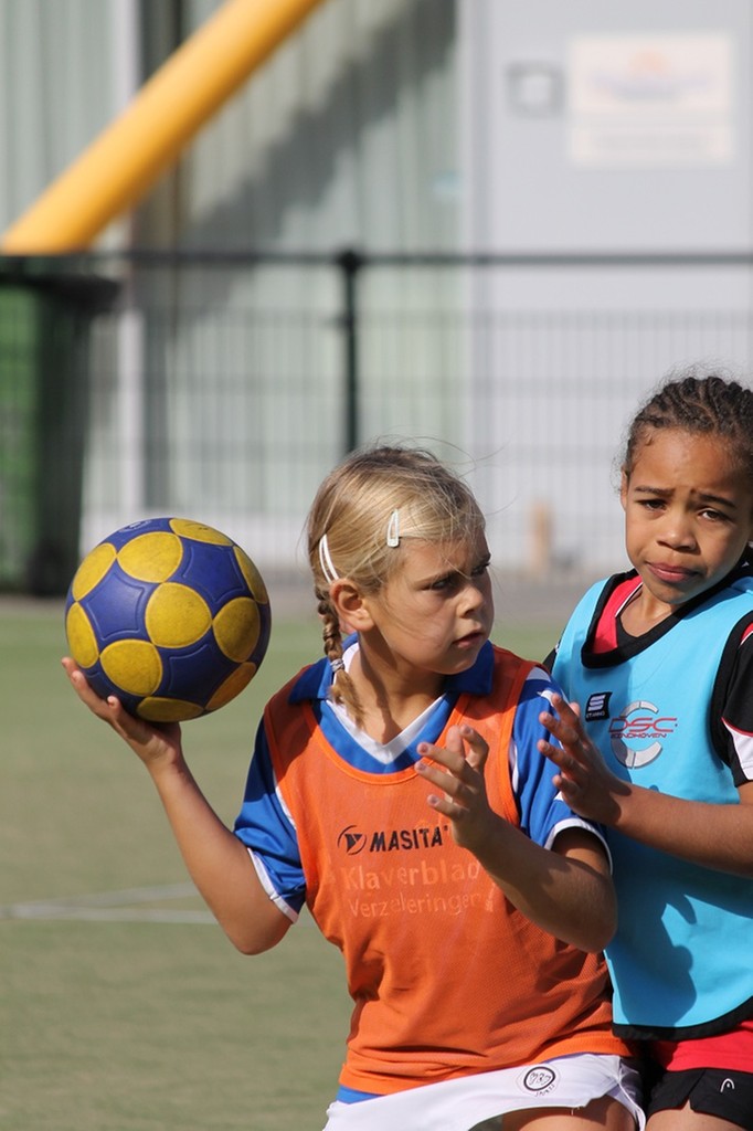 KVT E2 tegen DSC 056.jpg